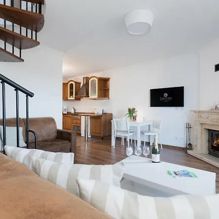 Jantar - Penthouse Sea View Morska Apartamento Kołobrzeg